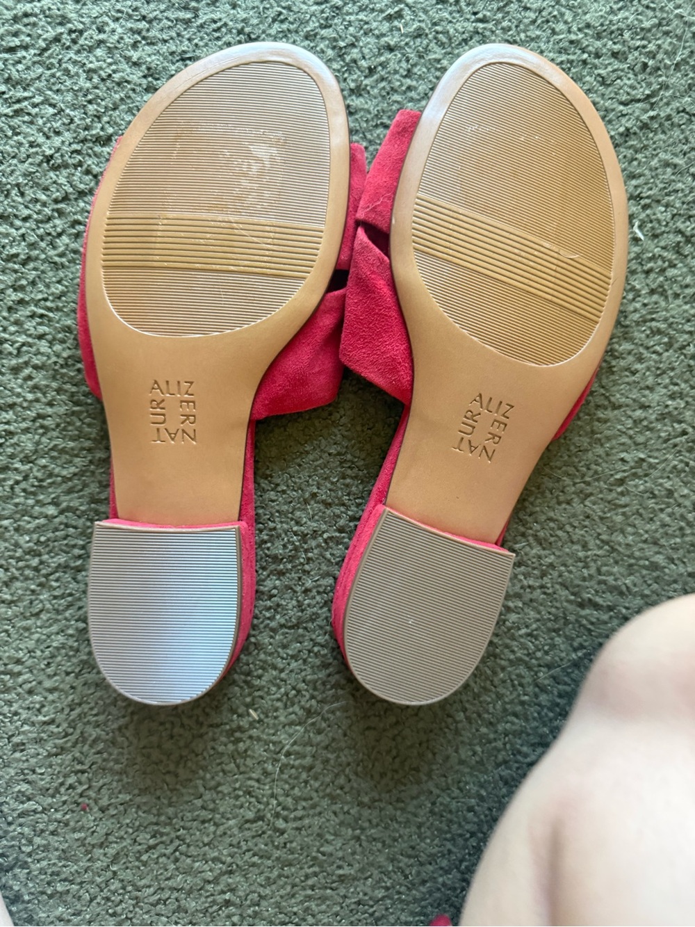 NATURALIZER Pink Knot Slide Sandals - Picture 2 of 3